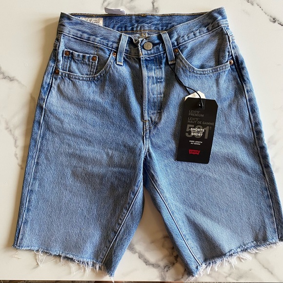 NEW Levi’s 501 Mid Thigh Distressed Jean Shorts 25 - Picture 6 of 13